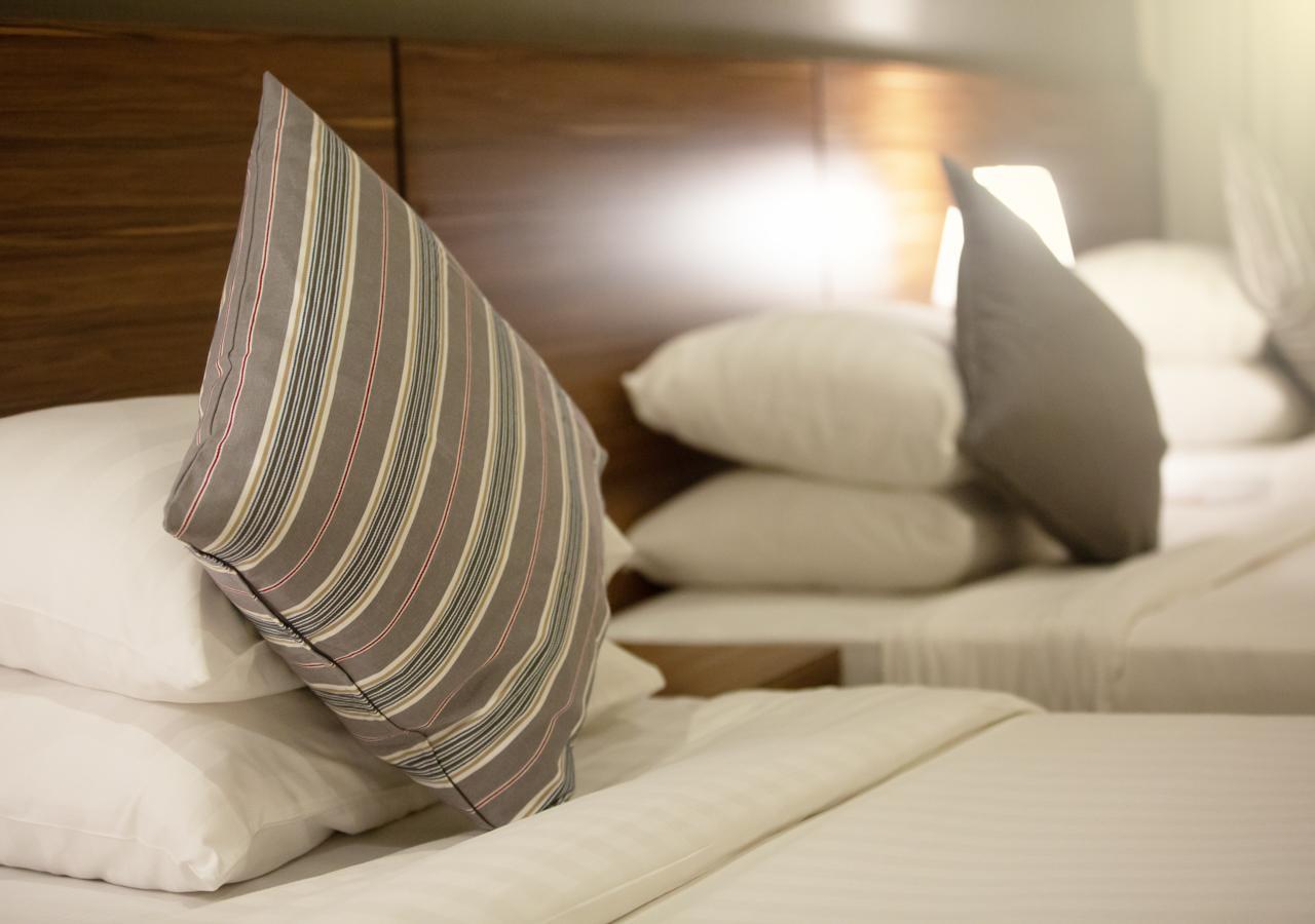 Al Safwah Orchid Hotel Mekka Zewnętrze zdjęcie Pillows on a bed